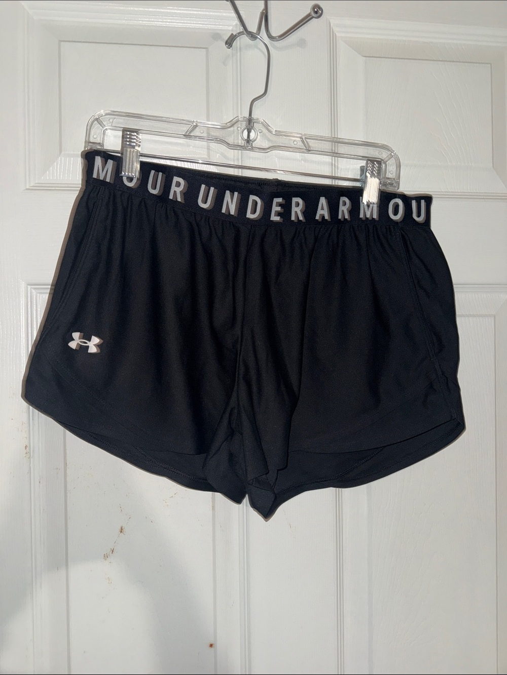 Under Armour Black Women’s Athletic Training Shorts with Logo Waistband